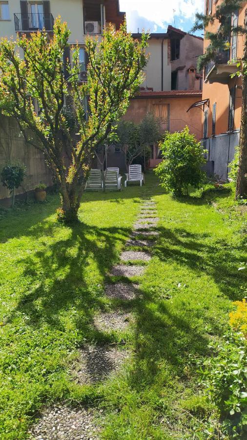 Il Giardino Dei Fiori Lägenhet Mandello del Lario Exteriör bild